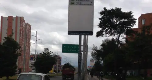 PARADERO SITP PARQUE CEDRO MADEIRA  115A01